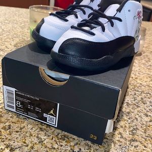Air Jordan 12 "Floral" (TD) size 8c
Released:Oct 19th, 2022